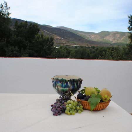 El Domingo En El Valle Fondón Rom bilde