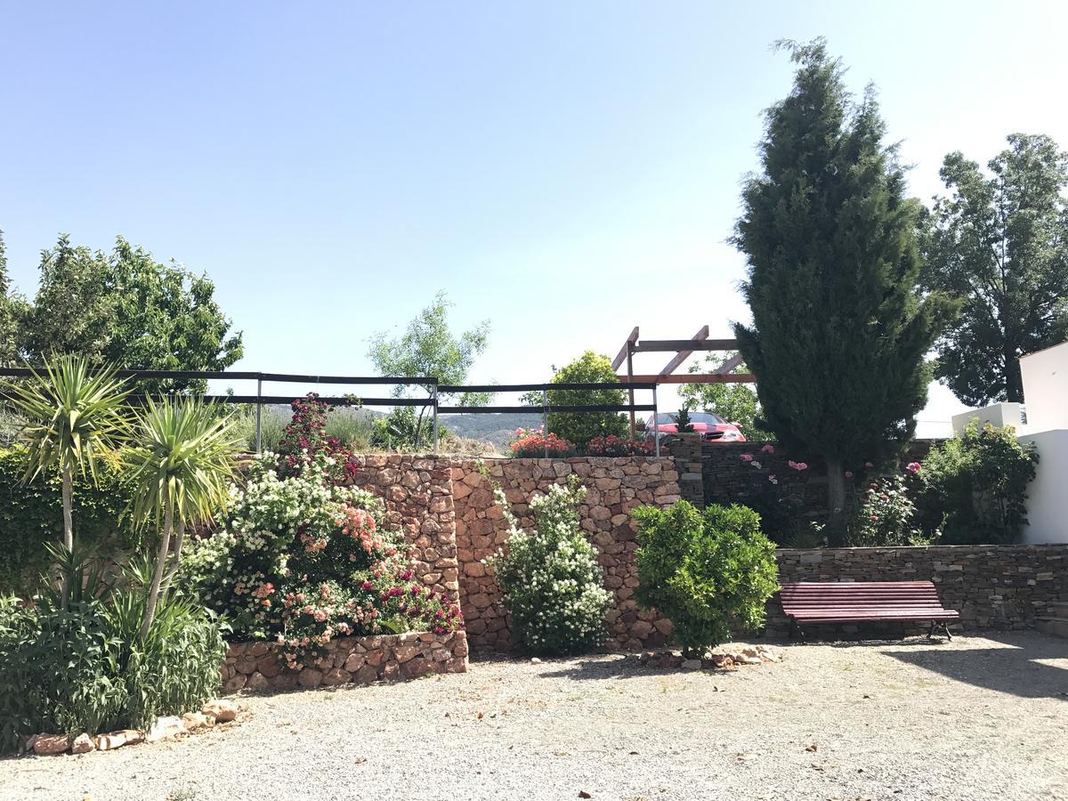 El Domingo En El Valle Fondón Eksteriør bilde